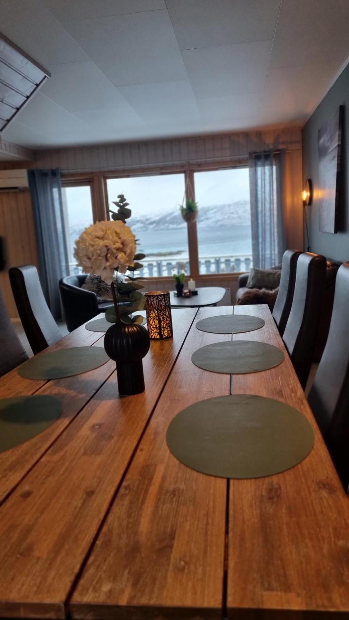 Hotel Laukvik Senja Botnhamn Zewnętrze zdjęcie